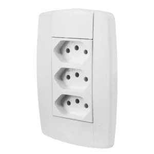 Conjunto Espelho 4x2 Com 3 Tomadas de Energia 10A 250V Monobloco Fácil Instalção Linha Lev Ilumi